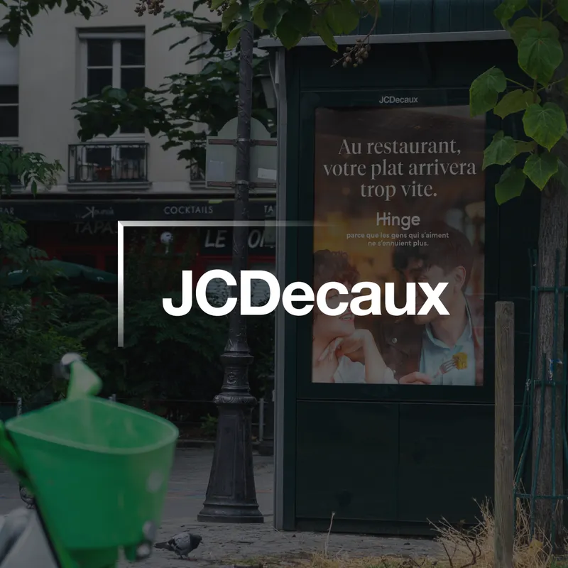 Créativité et gain de temps : JCDecaux mise sur PlayPlay