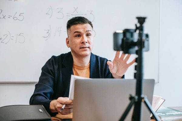 The Guide to Creating Really Effective Corporate Training Videos